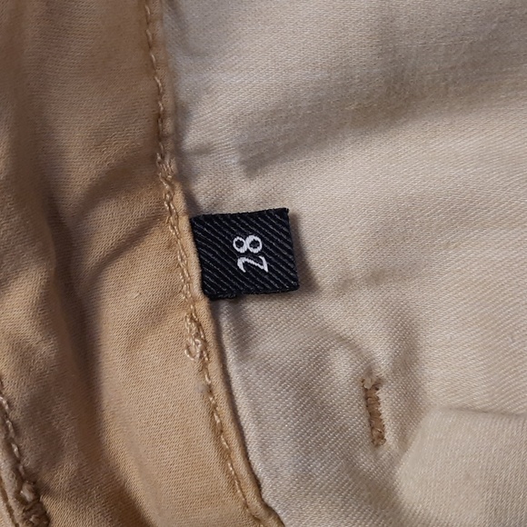 7 For All Mankind tan stretchy patch pocket high rise, crop khaki pants, size 28 - Picture 8 of 10